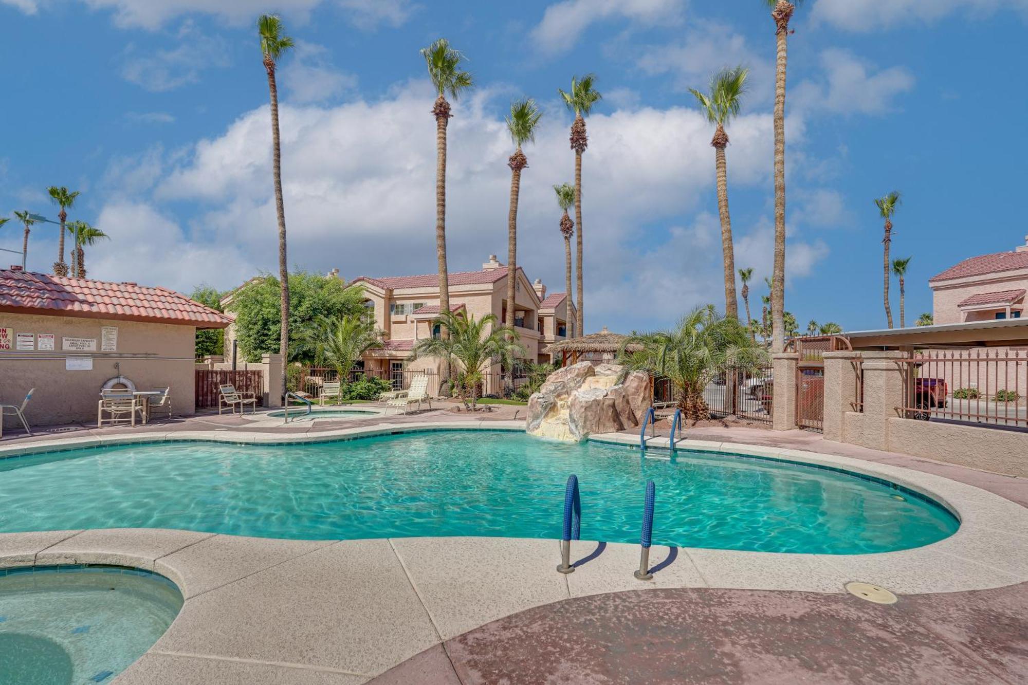 Lake Havasu Condo With Pool Less Than 1 Mi To London Bridge! Lake Havasu City Dış mekan fotoğraf